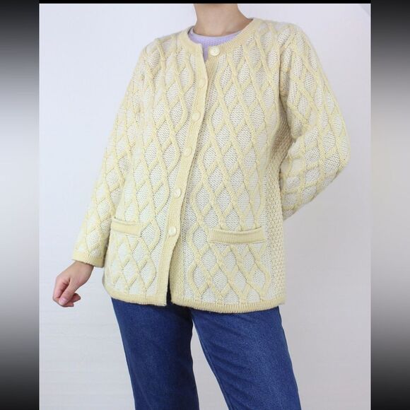 Aran Crafts Merino Wool cardigan sweater Light yellow/cream L NWOT - Picture 1 of 5